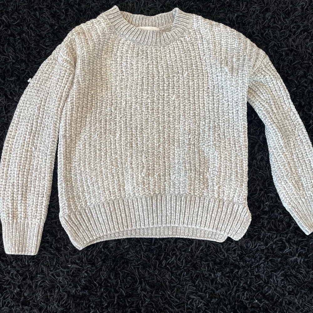 Cozy Gray Knit Sweater